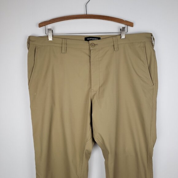 Bluffworks Ascender Chino Pants 40x30 Khaki Travel Lightweight Regular Fit - Picture 3 of 15